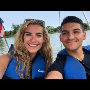 Meet your Posher, Kelly